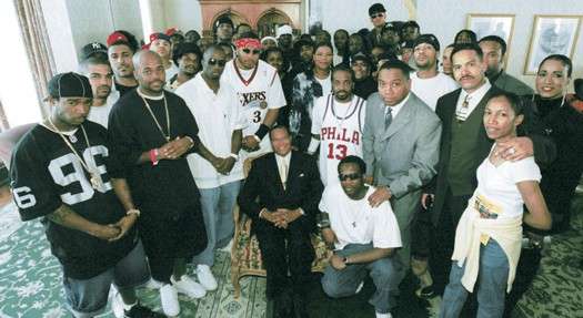 Farrakhan Challenges The Hip Hop Community: ‘Accept The Responsibility of Leadership’
