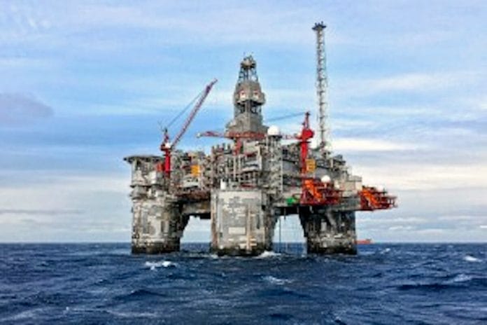oil-rig2 Image of oil rig