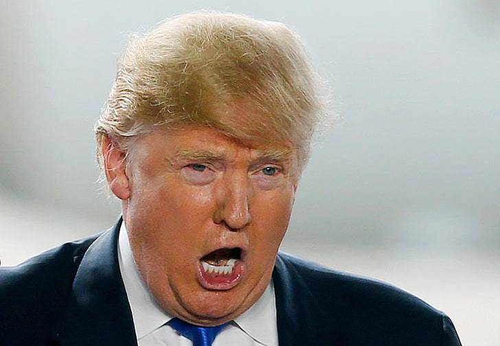 Photo of Trump with snarl on his face